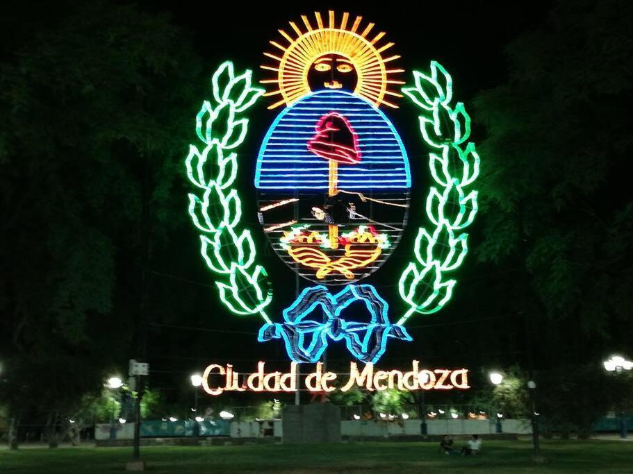 Petit Rivadavia En El Corazon De Mendoza Leilighet Eksteriør bilde